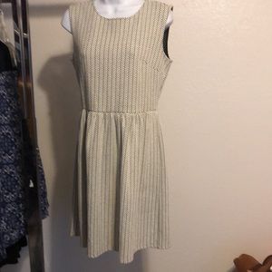 Loft black and white dress size 6